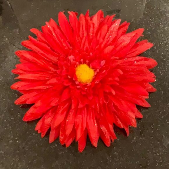 Large Pink Flower Barrette - Picture 1 of 2